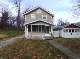 218 Lincoln Ave, Ravenna, OH 44266