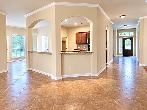 5th image of 15923 Maple Shores Dr