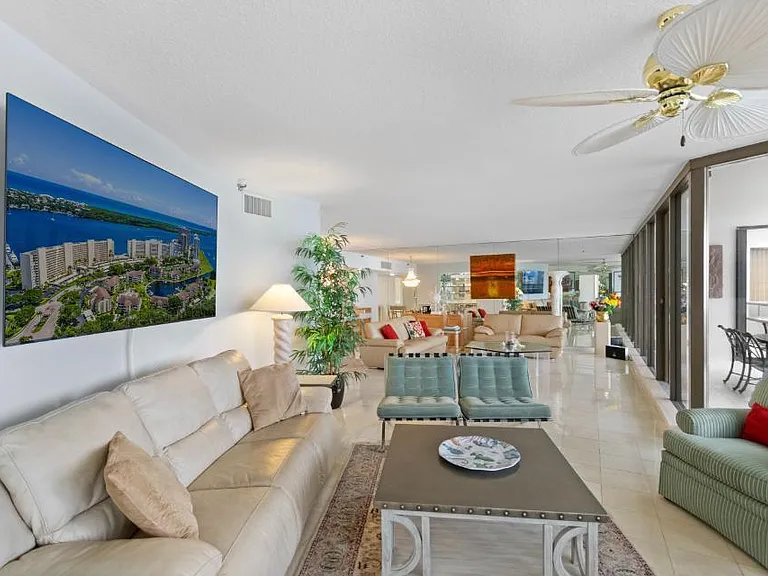 100 Lakeshore Dr #957 — Photo 8