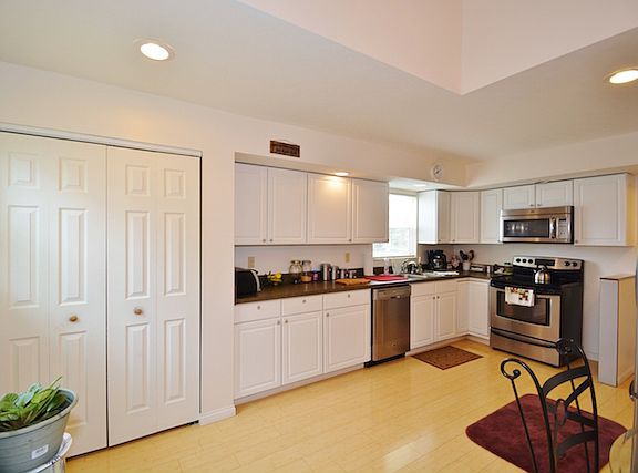 3rd image of 8458 Pheasant Dr