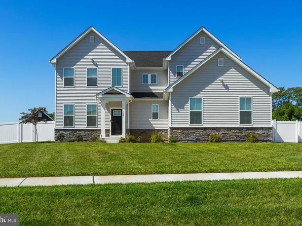 120 Goldleaf Dr W, Middletown, DE 19709