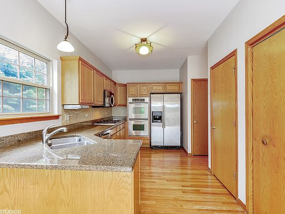 3rd image of 6810 White Egret Ct