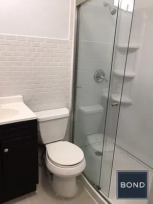 Rented by Bond New York | media 12