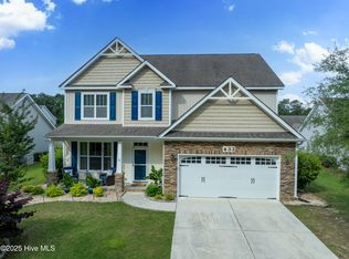 433 Landsdowne Cir, Hampstead, NC 28443