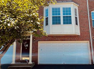 46831 Vermont Maple Ter, Sterling, VA 20164