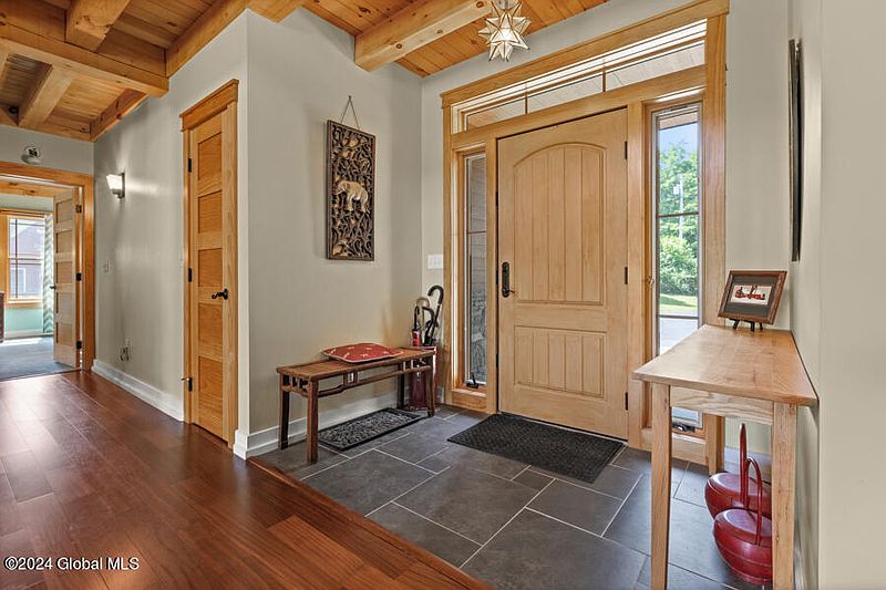 3rd image of 616 Bozenkill Road