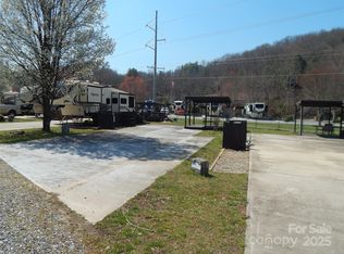 50 Timber Leaf Dr #8, Sylva, NC 28779