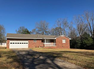 114 Woodley Ave, Troy, AL 36081
