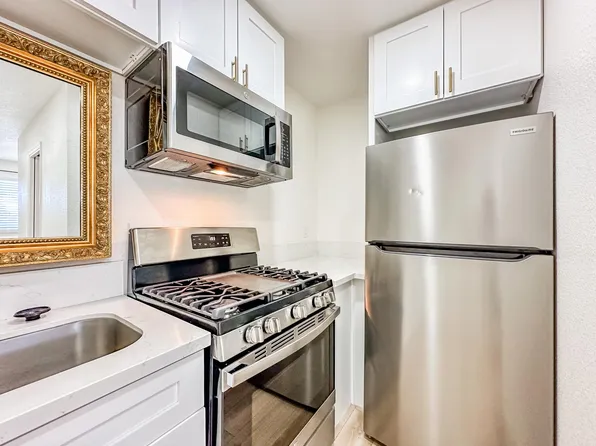 5171 Naranja St #2, San Diego, CA 92114