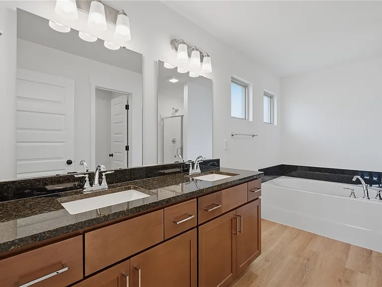 5089 Vista Ave — Photo 16