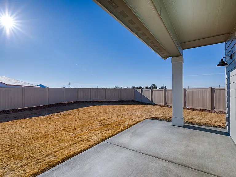 4346 N Nemea Ave — Photo 34