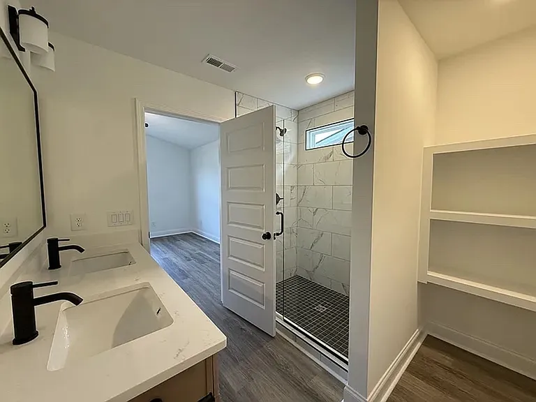 2092 Melanie Dr — Photo 5
