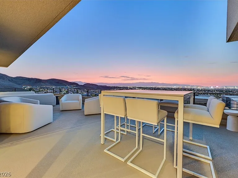 807 Magnum Cliff Ct — Photo 6