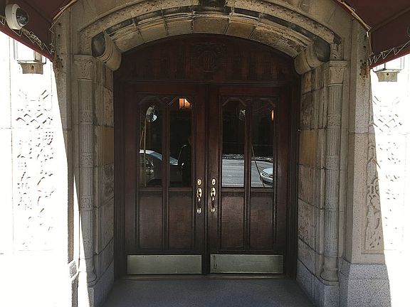 4th image of 441 Central Park W #18D