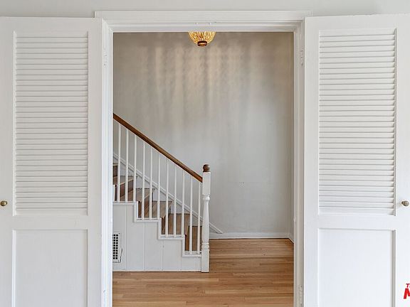 5th image of 3345 Oak Glen Dr