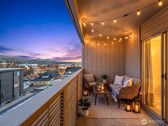 2nd image of 407 Oregon Street #231
