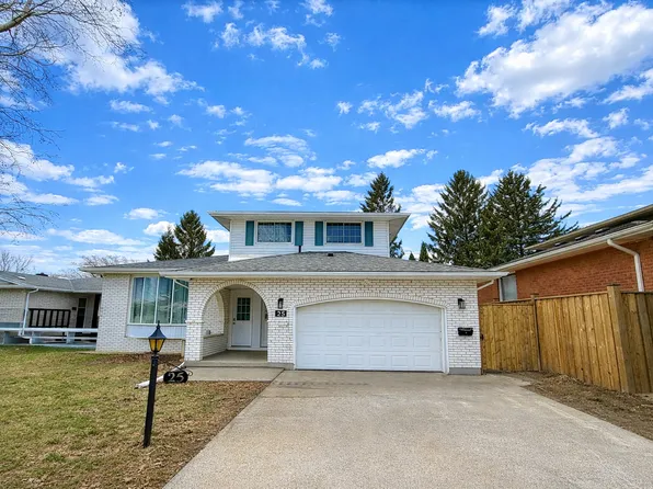 25 Meadowbrook Cres #1, Saint Catharines, ON L2M 7G8