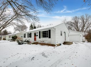 1016 Sumter Ave N, Golden Valley, MN 55427