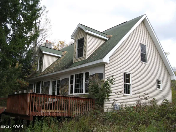 1025 Crosstown Hwy, Starrucca, PA 18462