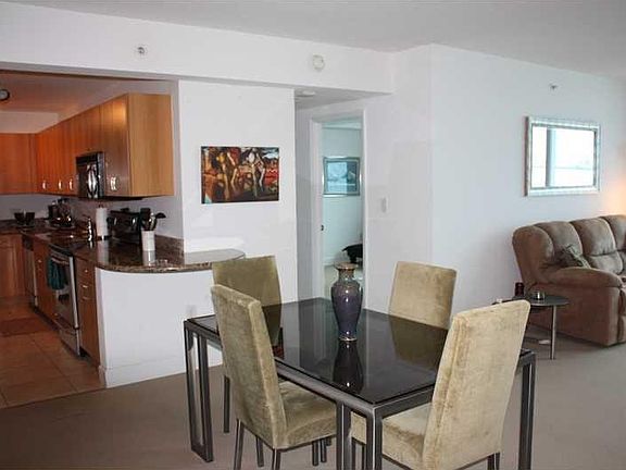 5th image of 7501 E Treasure Dr APT 8P