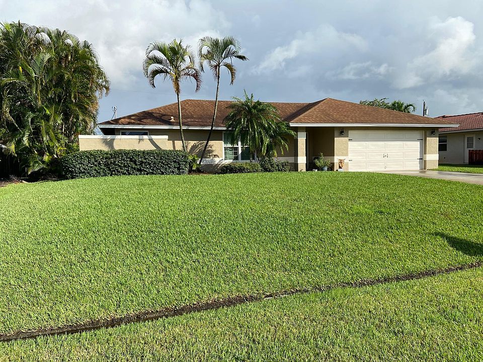 1st image of 2362 SE Calcutta Cir