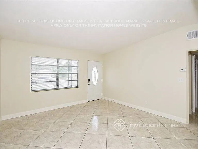 7034 Pender Way — Photo 2