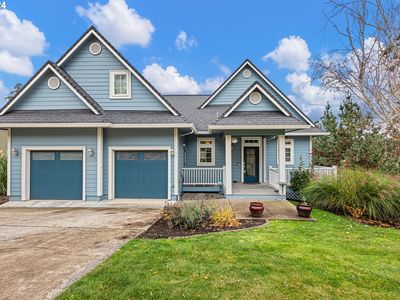 1040 Holly Ave, Cottage Grove, OR, 97424