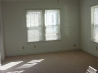 808 E Elm St, Olney, IL 62450