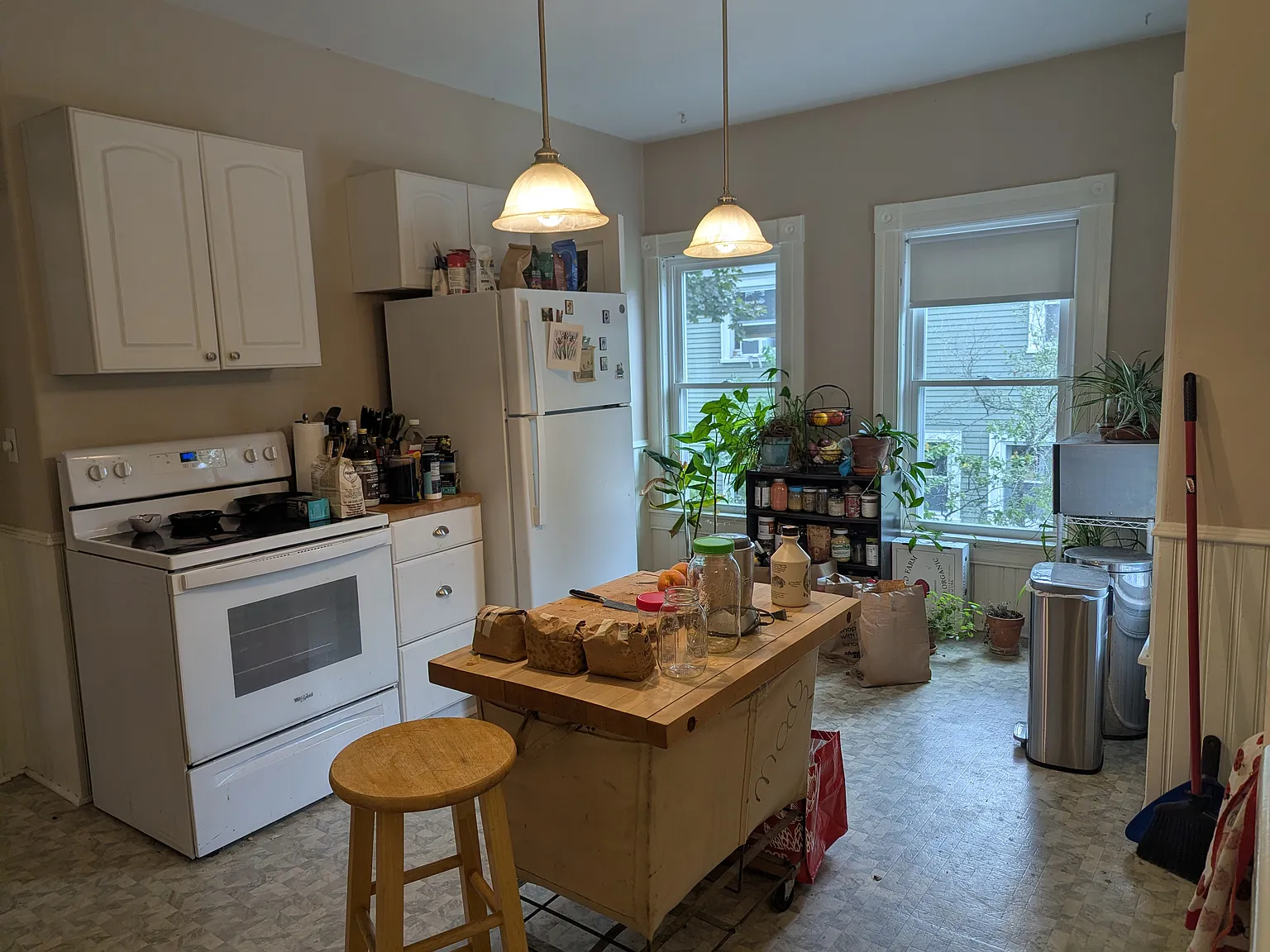 3 bed, 1500 sqft, $1,975 — Photo 2