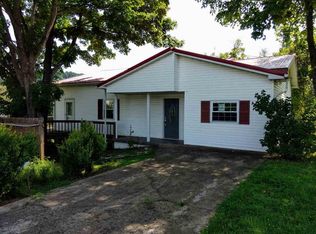 5152 Covey Ln, Cross Lanes, WV 25313