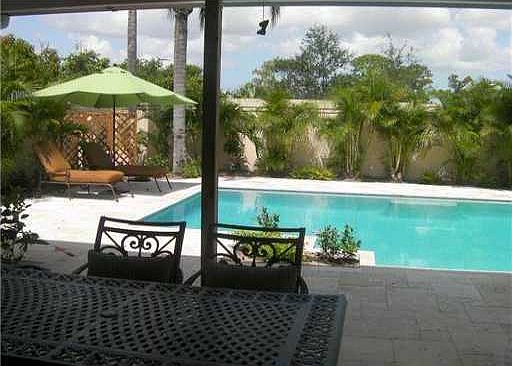 Home For Sale In The Bluffs