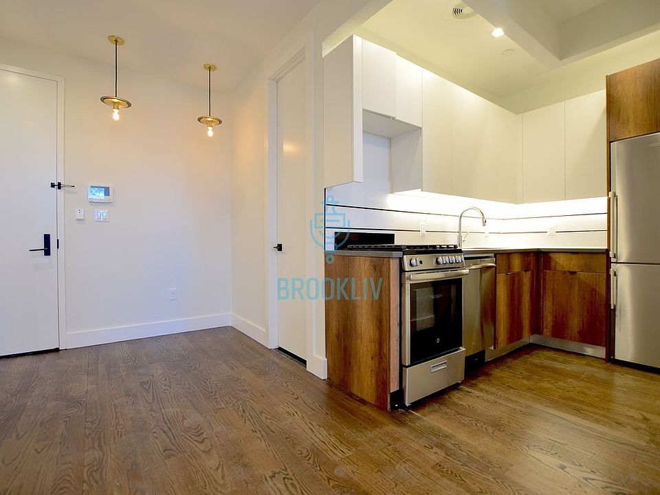 1st image of 797 Ocean Ave #2