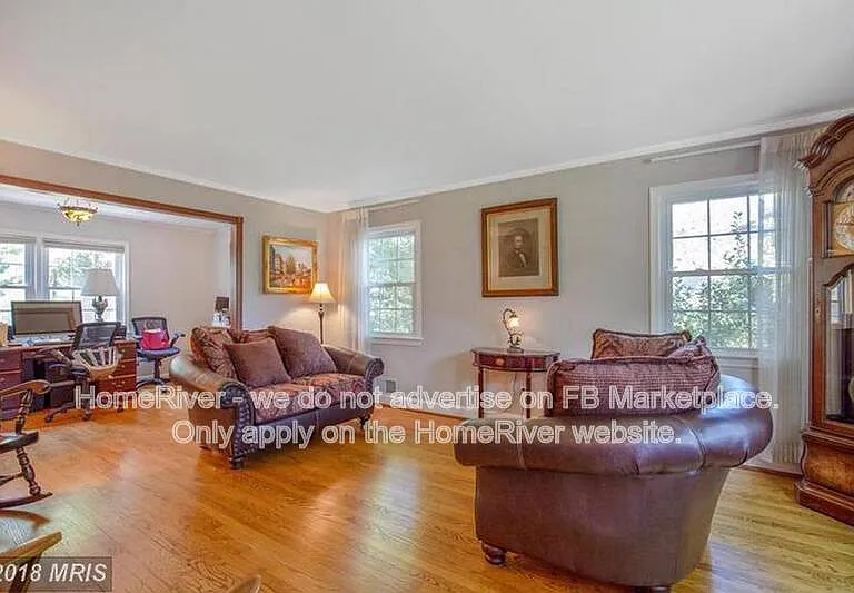 4417 Neptune Dr — Photo 12