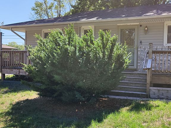 2nd image of 16699 Galena Ave
