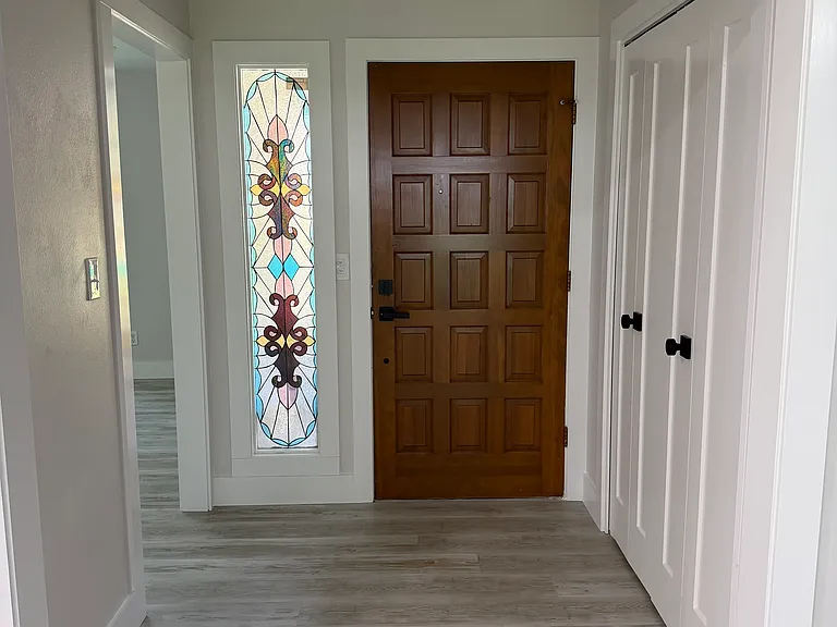 300 Oak Tree Ln — Photo 19