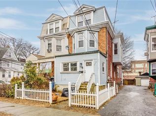 558 Van Cortlandt Park Ave, Yonkers, NY 10705