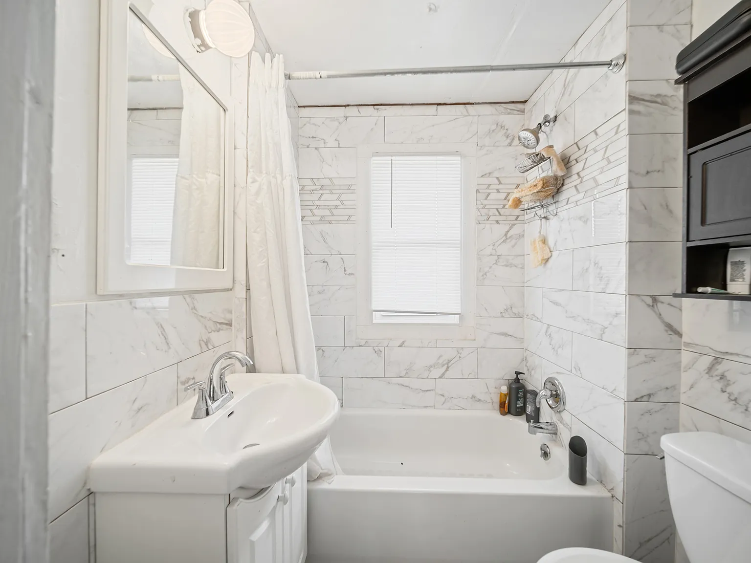 2 bed, 1150 sqft, $1,500 — Photo 2