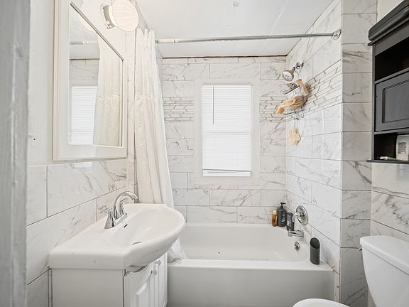 2nd image of 143 Divinity St #2