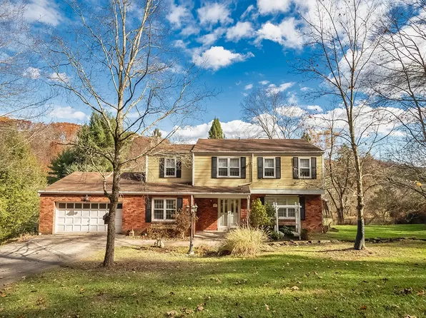 10010 Grubbs Rd, Wexford, PA 15090