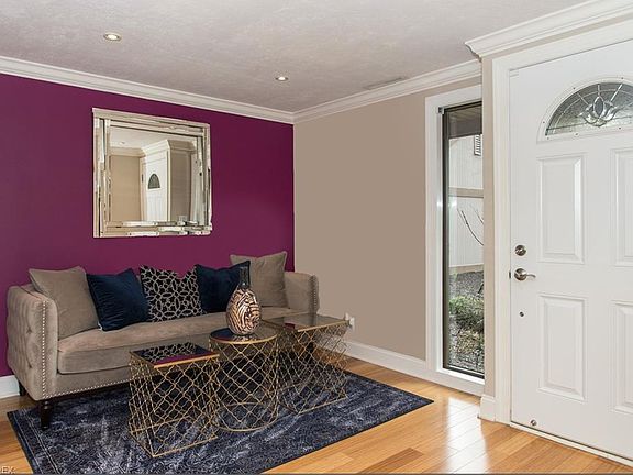 3rd image of 17571 Fairlawn Dr