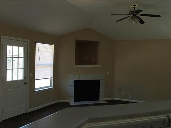 4th image of 1300 Purple Sage Cir