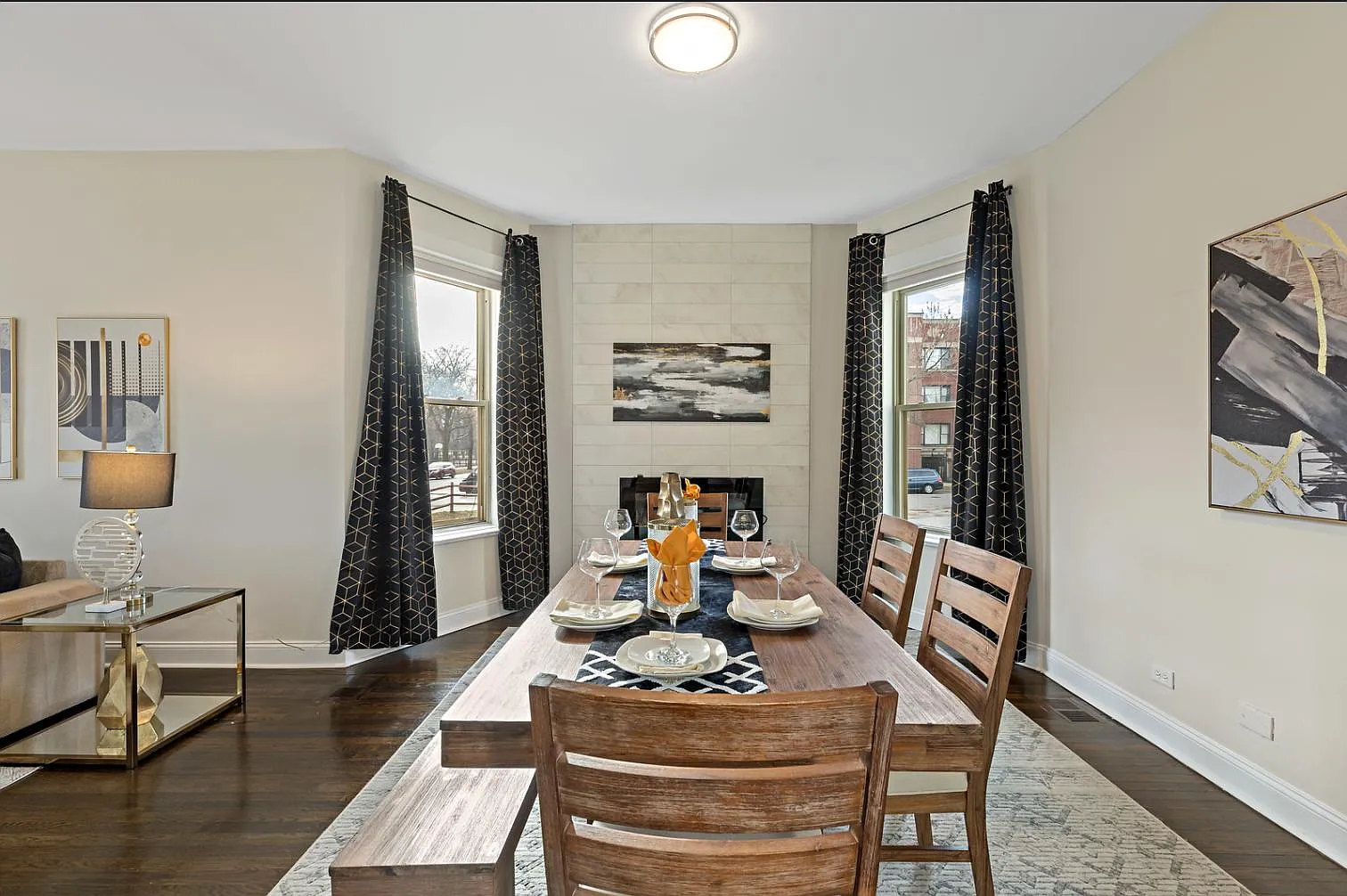 5536 S King Dr Apt 1 - Garfield Greystone - 10 Mins to Dining & Downtown — Photo 2