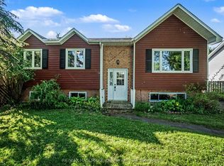 52 Castlebeau St, Russell, ON K0A 1W1