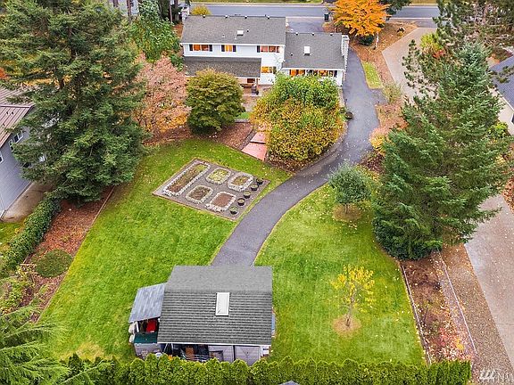 3rd image of 24750 SE 30th St