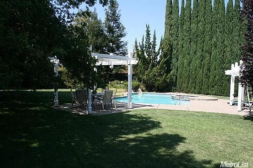 5th image of 1072 Darby Dr