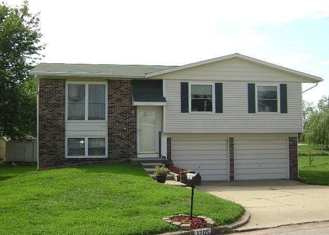 1st image of 1205 Grandview Ct