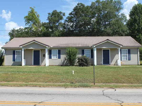 17 Truitt St, Manchester, GA 31816