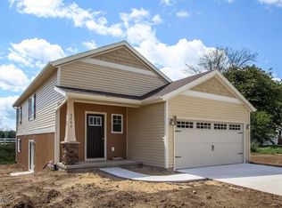 1149 Flat River Dr SE, Lowell, MI 49331