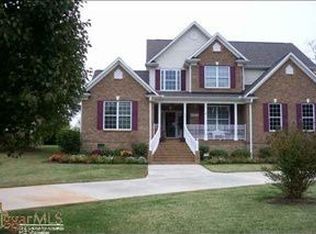 327 Anderson Ridge Rd, Greer, SC 29651