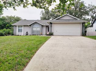 7742 Bay Cedar Dr, Orlando, FL 32835